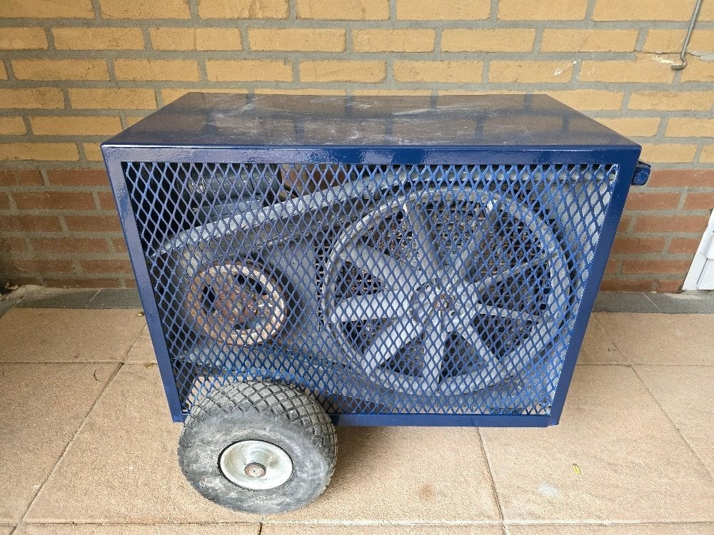 Te huur zware compressor, Ophalen, 100 liter of meer, Zo goed als nieuw, Minder dan 200 liter/min