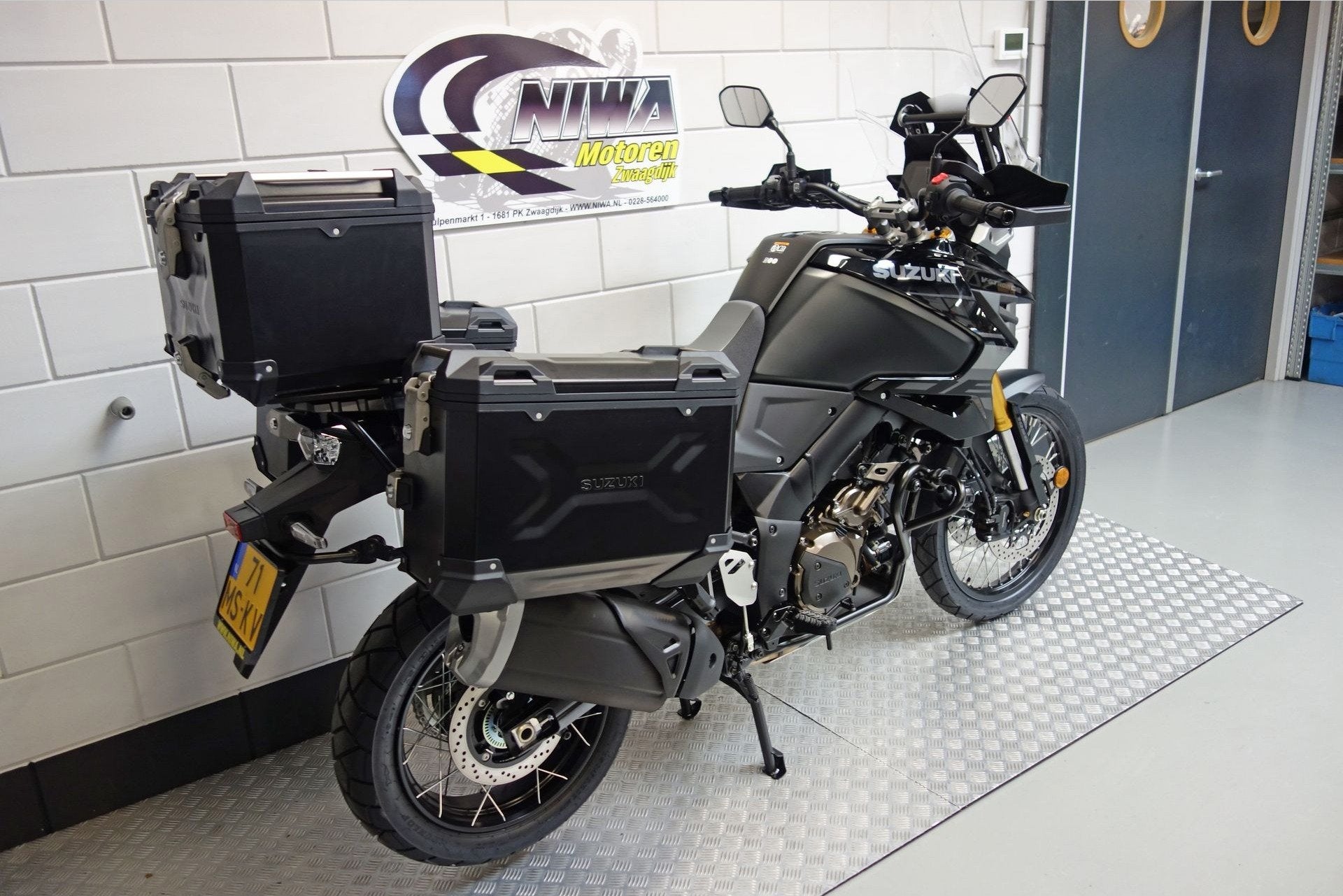 Suzuki V-STROM 1050 DE DL 1050, Meer dan 35 kW, Toermotor, Gebruikt, Bedrijf