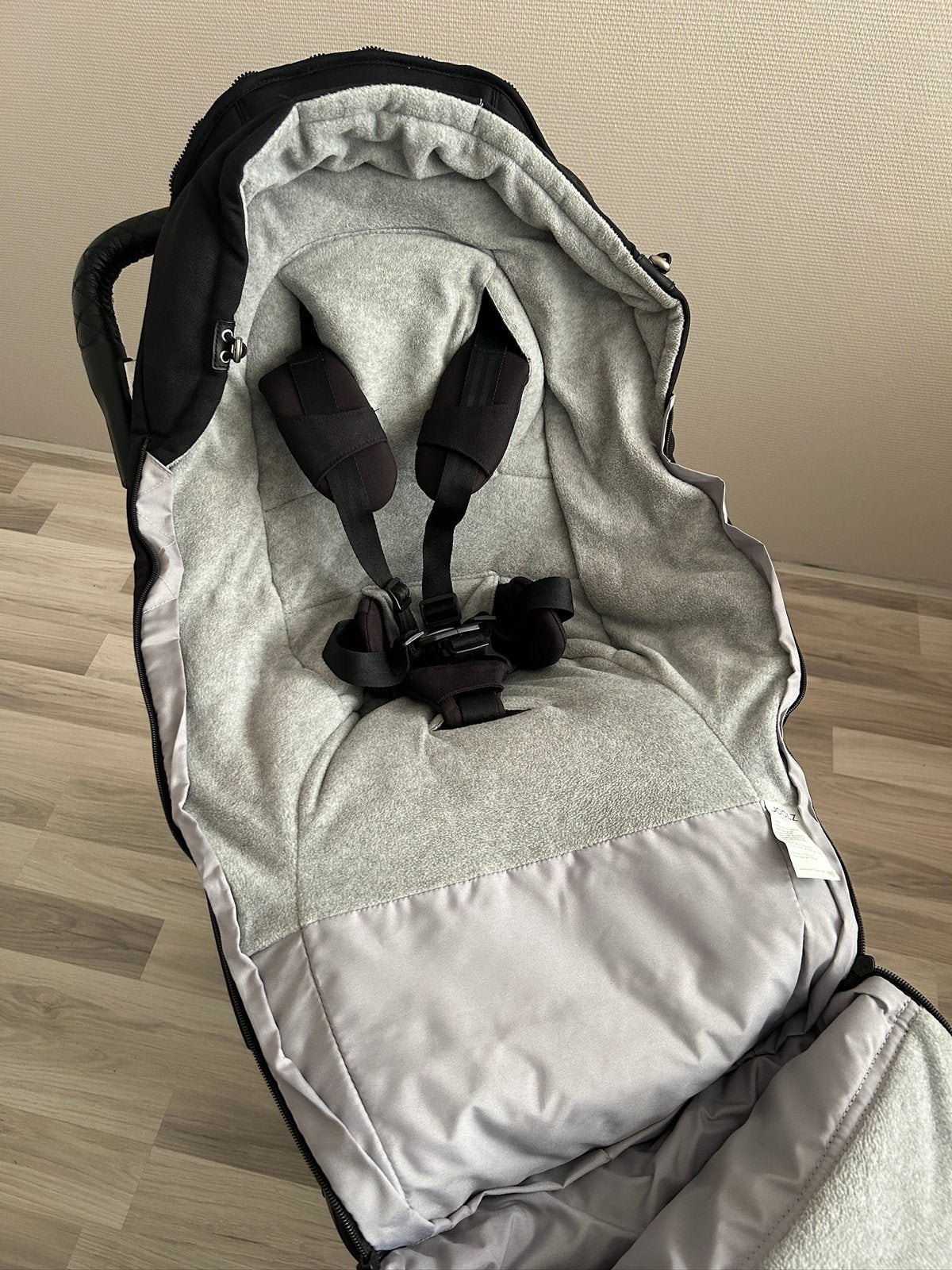 Foto 20 van Joolz Geo 2 kinderwagen zwart