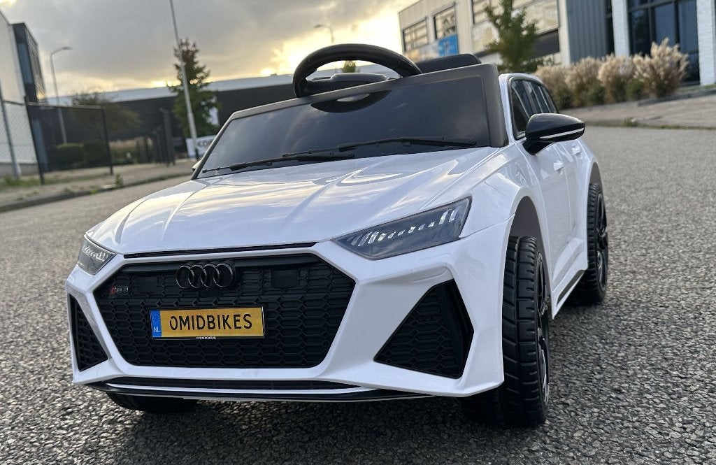 Audi RS6 12v wit - Leder - Rubberband - afstandsbediening, Nieuw