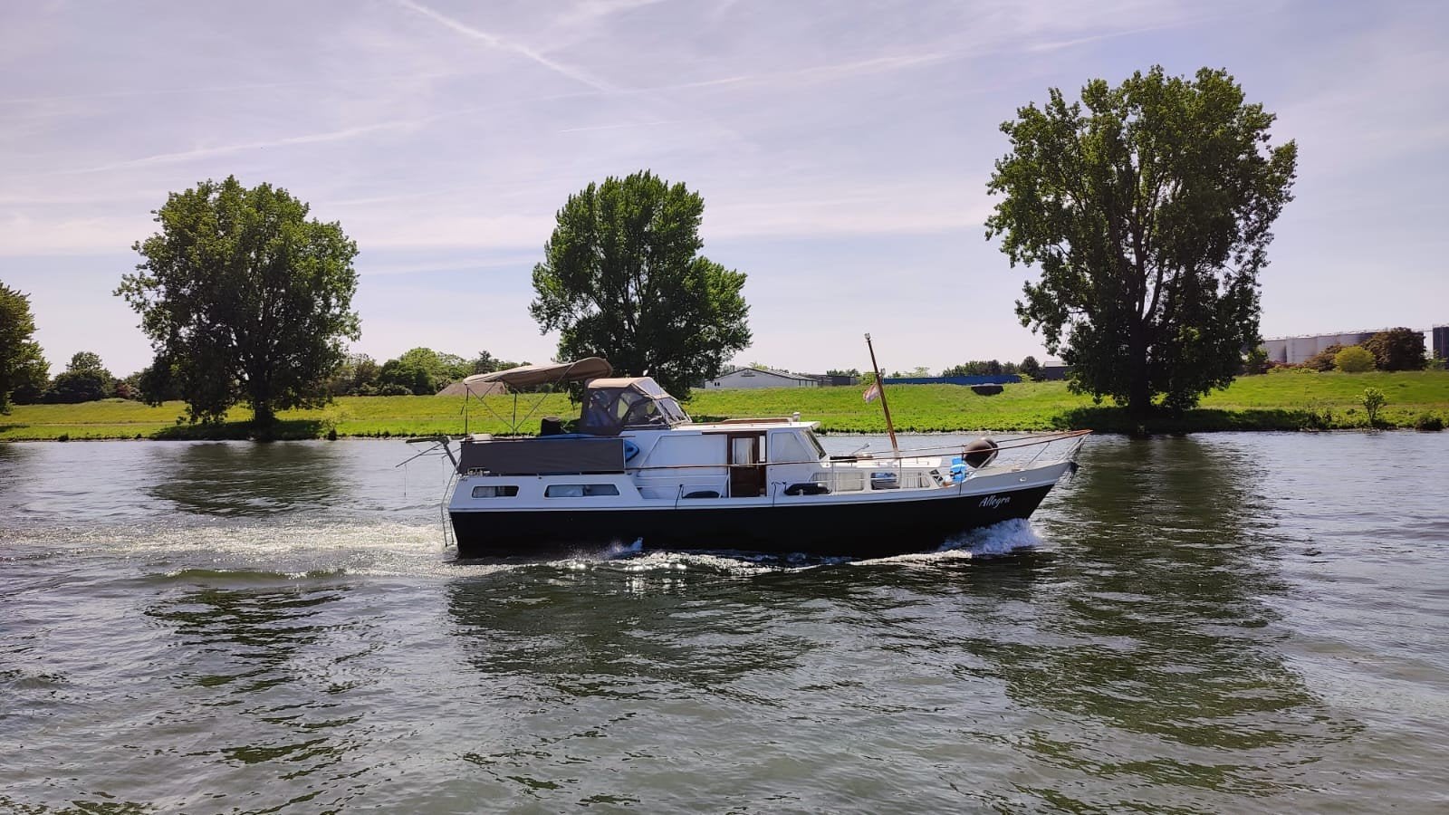 Tjeukemeer Motorjacht 12.90m - Grondig gemoderniseerd & uits, Watersport en Boten, Overige merken, Gebruikt, Diesel, 4 m