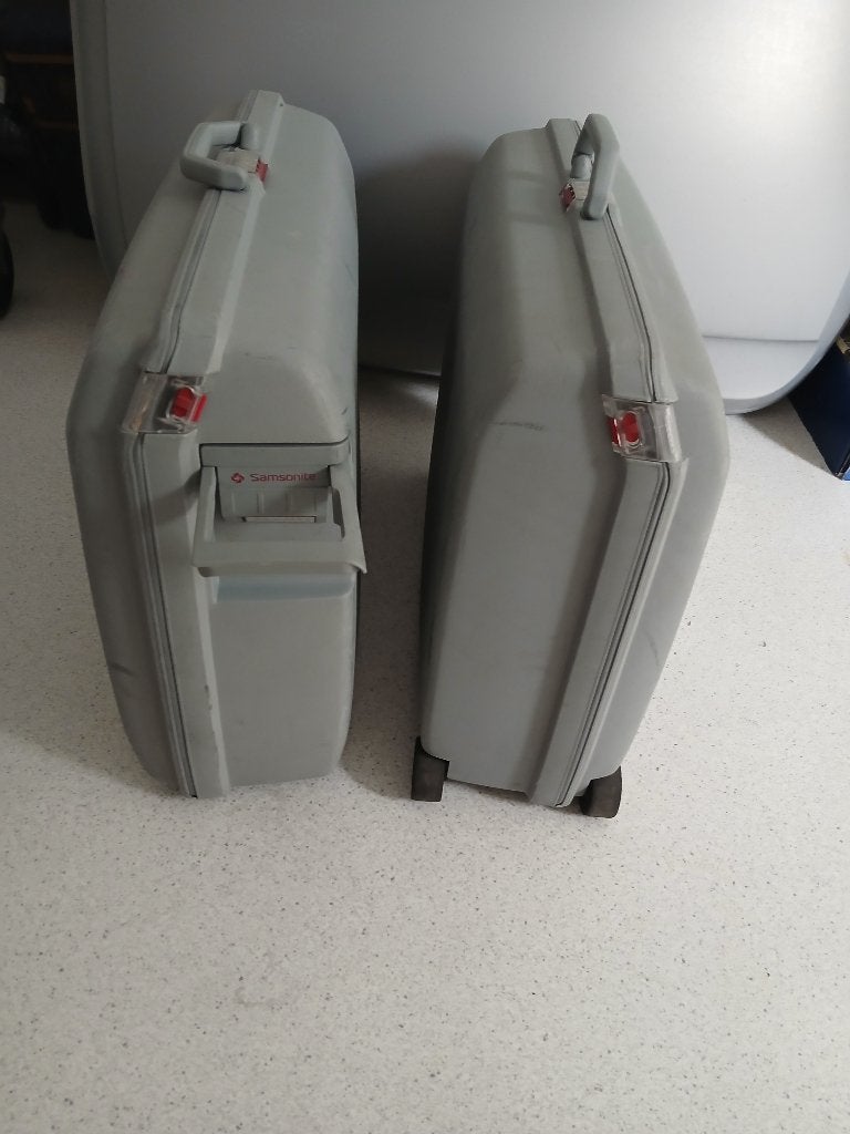 Koffers, 2 van samsonite, Sieraden, Tassen en Uiterlijk, Koffers, Gebruikt, Hard kunststof, 70 cm of meer, Minder dan 35 cm, Slot