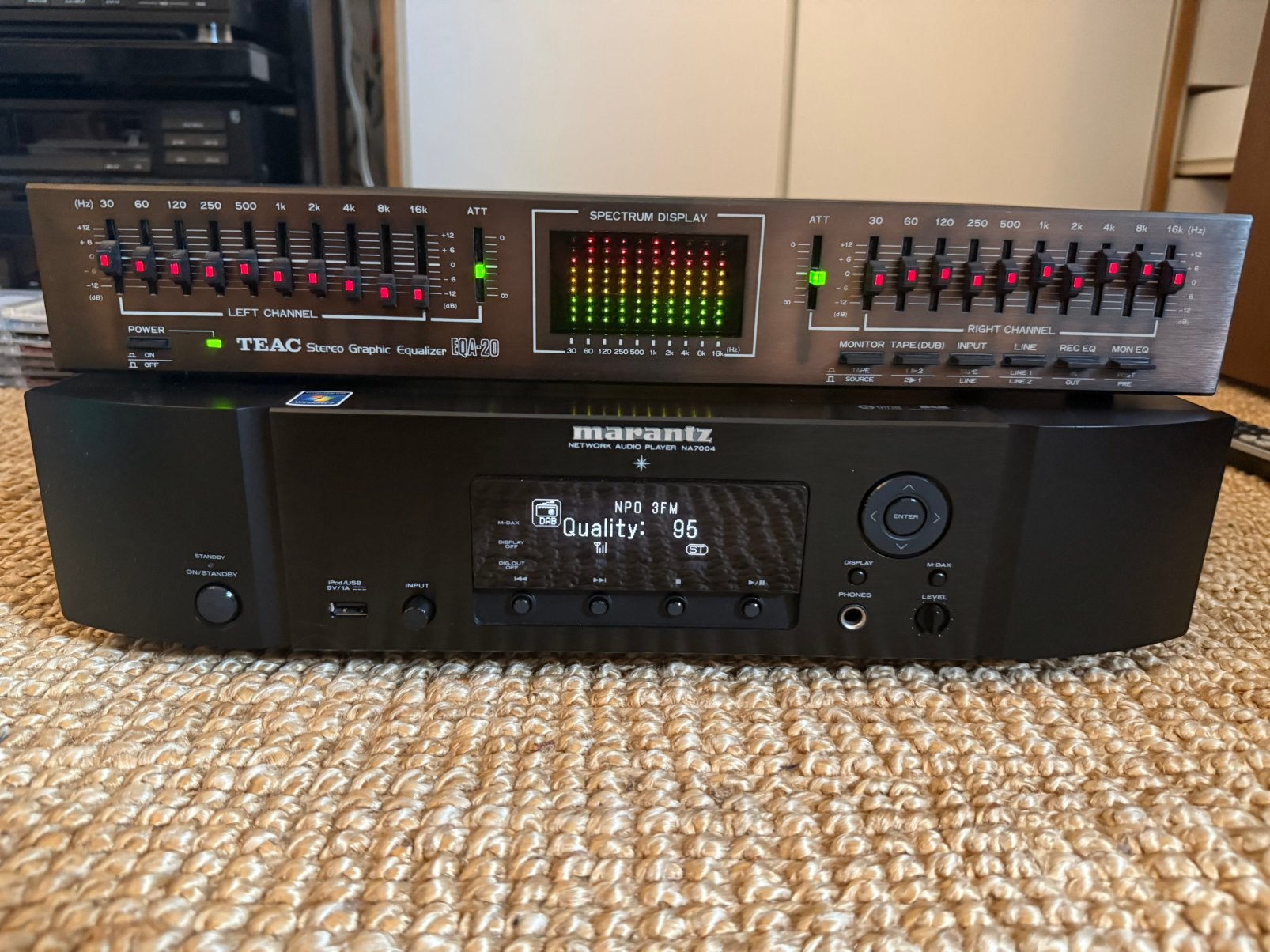 TEAC EQA-20 Stereo Graphic Equalizer, Ophalen of Verzenden, Gebruikt