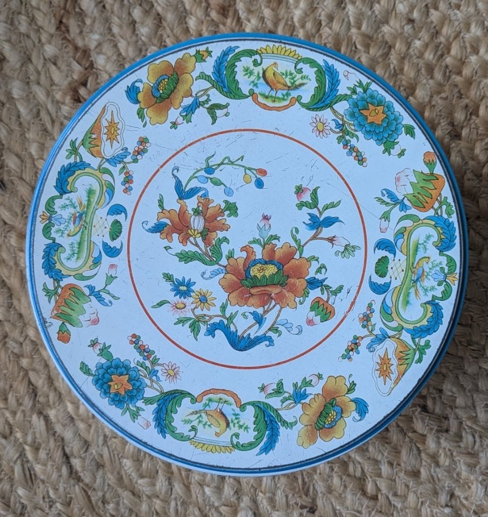 Vintage koektrommel bloemen vogels, Verzamelen, Ophalen of Verzenden, Gebruikt, Koek(jes), Overige merken