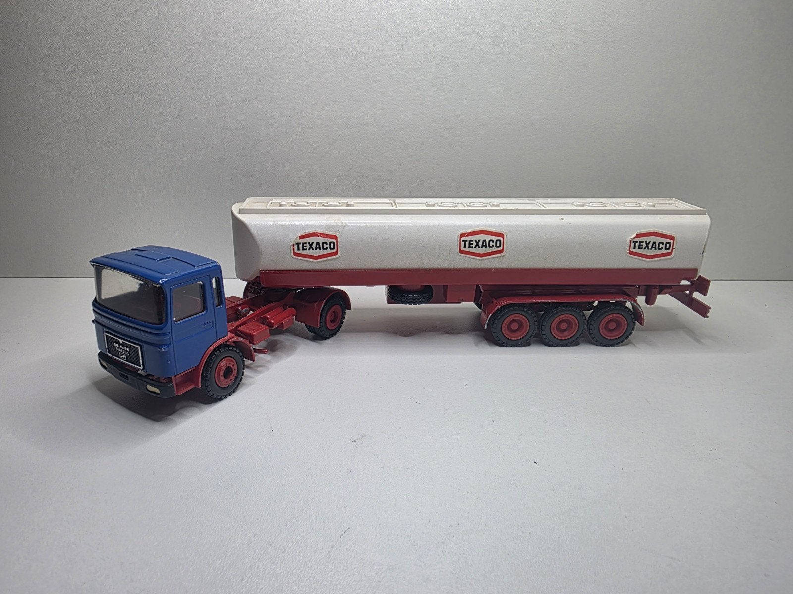 man diesel texaco tanktrailer, Ophalen of Verzenden, Gebruikt, Bus of Vrachtwagen, Conrad