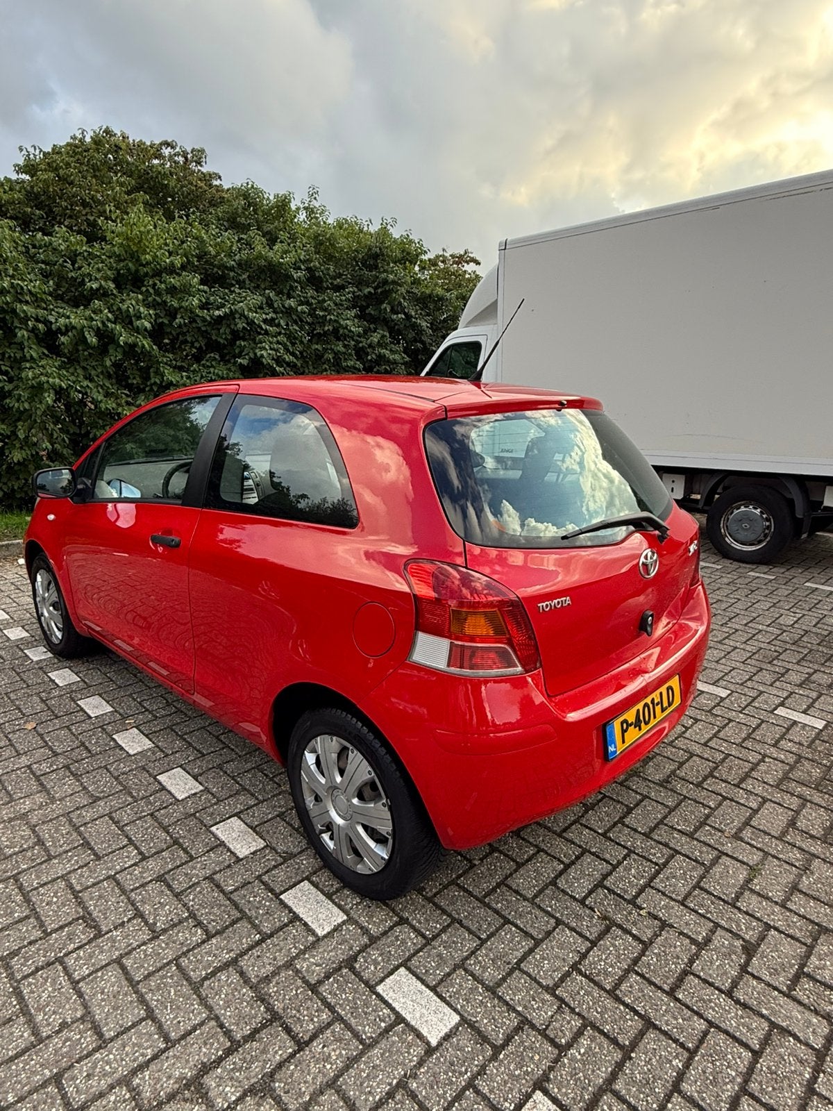 Foto 5 van Toyota Yaris 1.0 12V Vvt 14 maanden apk