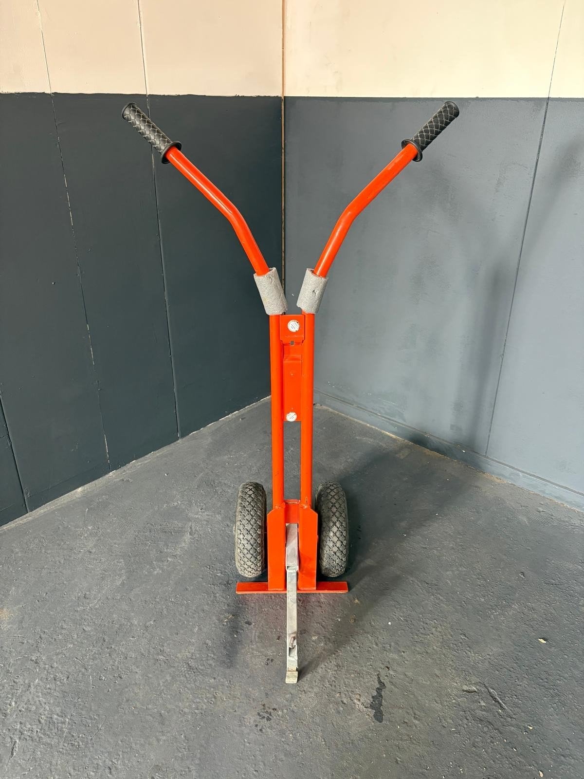 Tegendonkey te huur, Ophalen