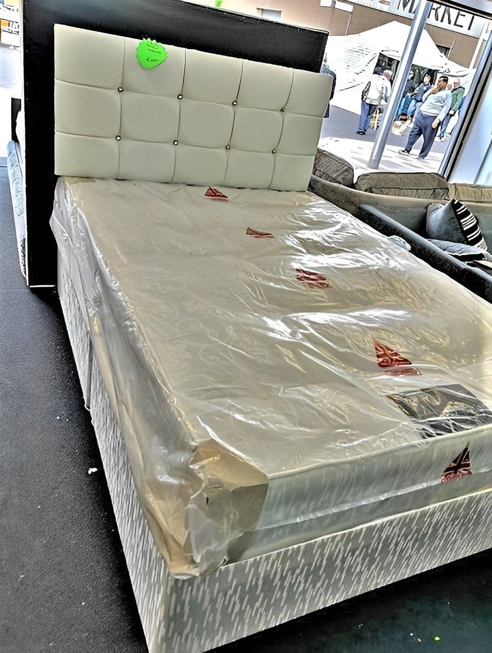 Brandnieuw bed met matras 90x200, 140x200, 160x200, 180x200, Huis en Inrichting, Slaapkamer | Complete slaapkamers, Ophalen of Verzenden