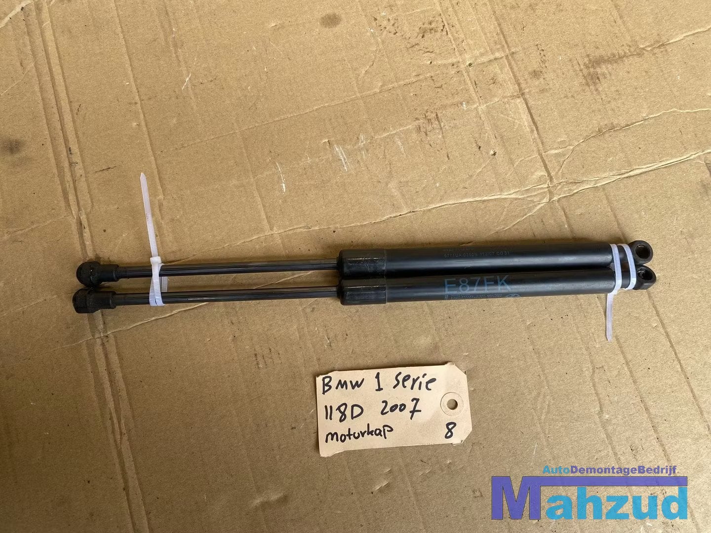 BMW 1 SERIE E87 Motorkap gasdemper gasveer 51237118370, Auto-onderdelen, Petuelring 130
80788  Munich, DE, Gebruikt, Info@bmw.de