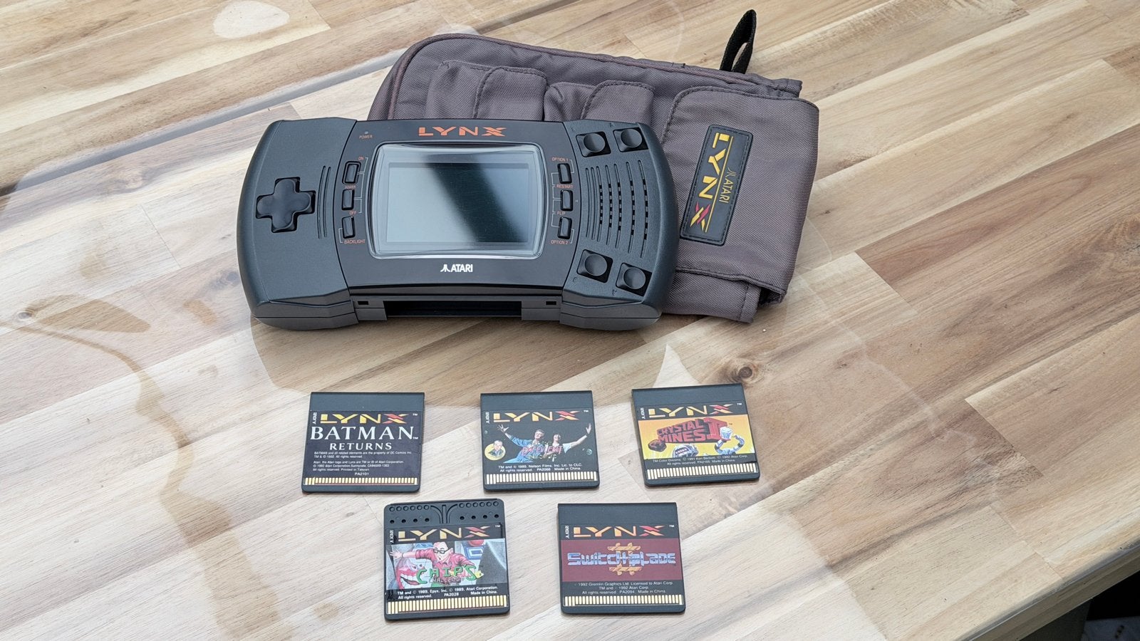 Atari Lynx II met 5 games en beschermhoes, Spelcomputers en Games, Ophalen, Met games, Zo goed als nieuw, Met 1 controller