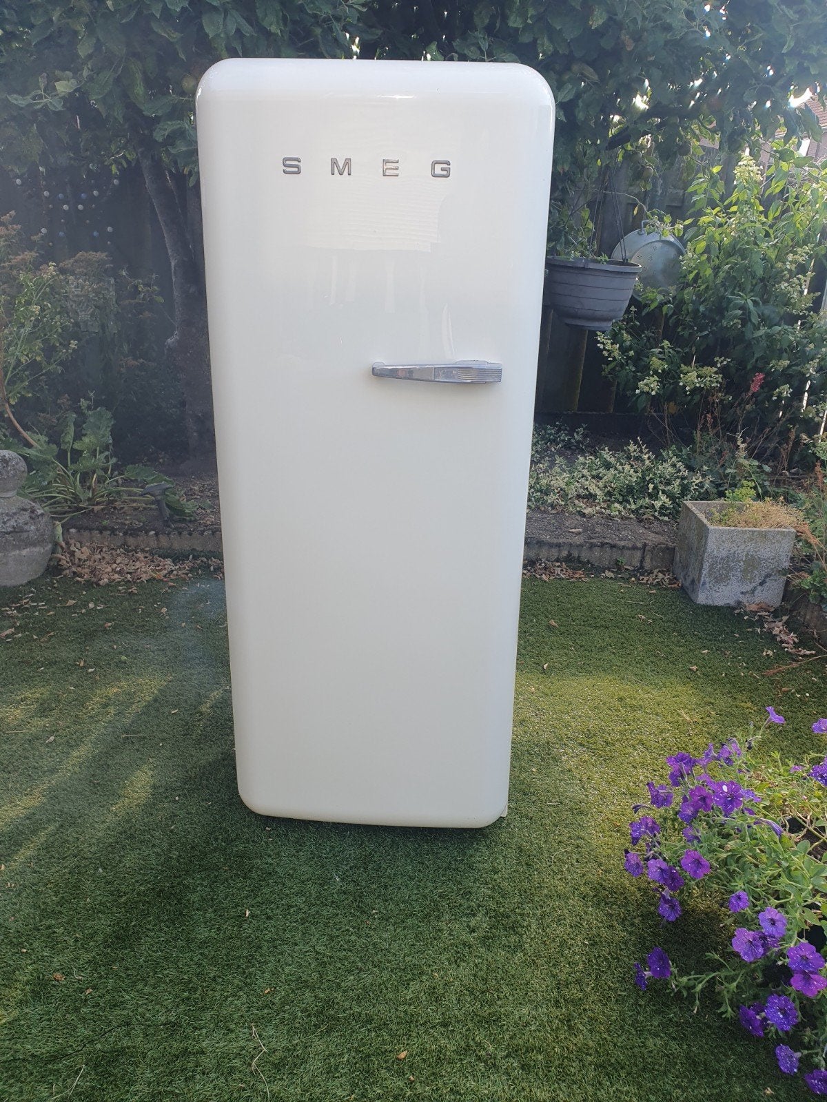 Prachtige Smeg FAB28 Crème Koelkast met Vriesvak, Ophalen, 150 tot 200 liter, Gebruikt, Energieklasse A of zuiniger