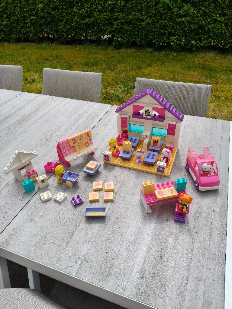 Heel veel Unico Plus Hello Kitty en Maya de Bij blokken, Ophalen of Verzenden, Gebruikt, Overige merken