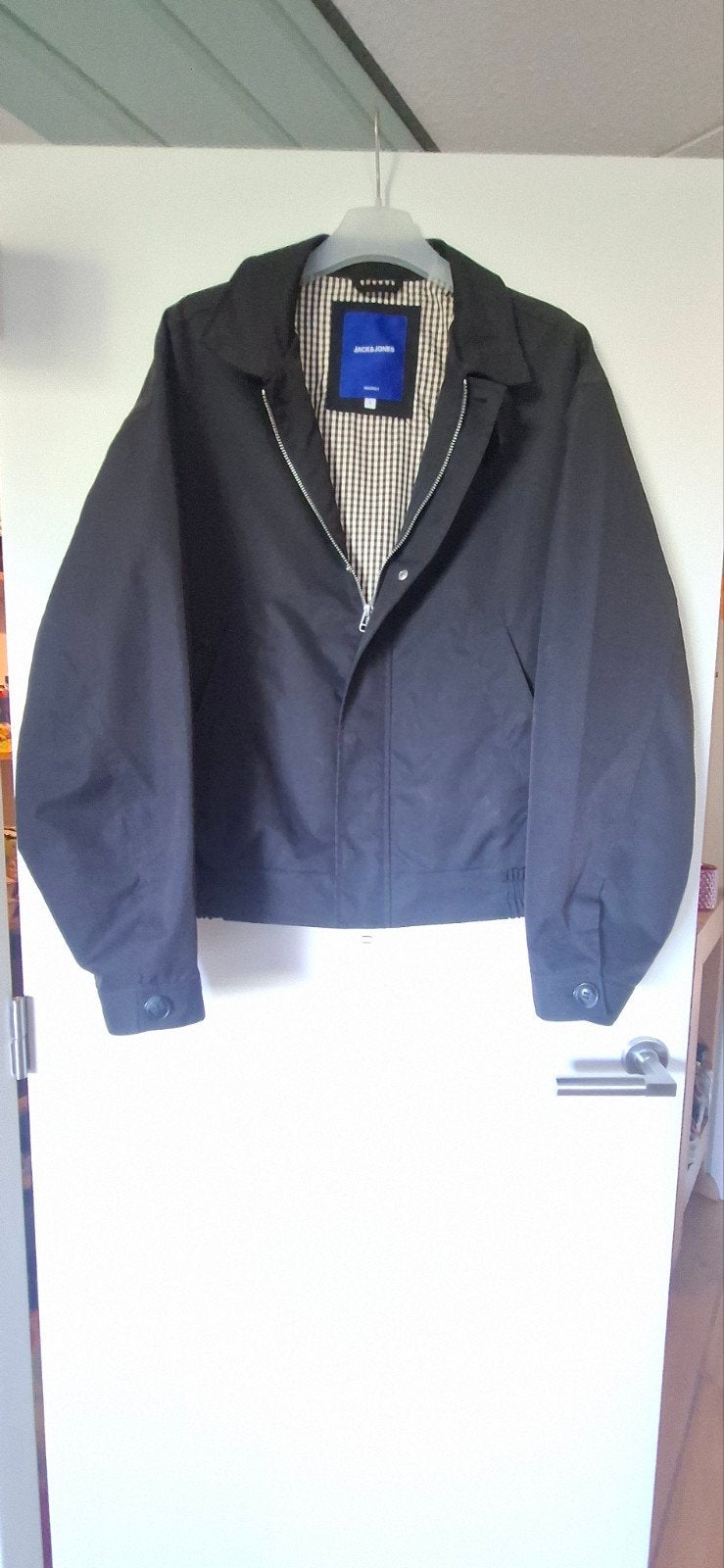 "BomberJack" van Jack en Jones, Kleding | Heren, Jassen | Zomer, Ophalen, Maat 52/54 (L), Zwart, Zo goed als nieuw