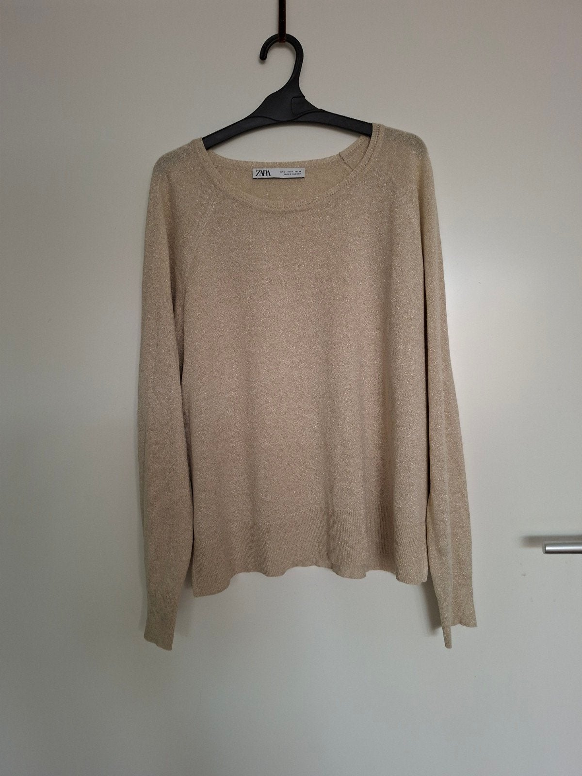 Zara trui maat M, beige met glitter z.g.a.n., Maat 38/40 (M), Ophalen of Verzenden, Zo goed als nieuw, Zara