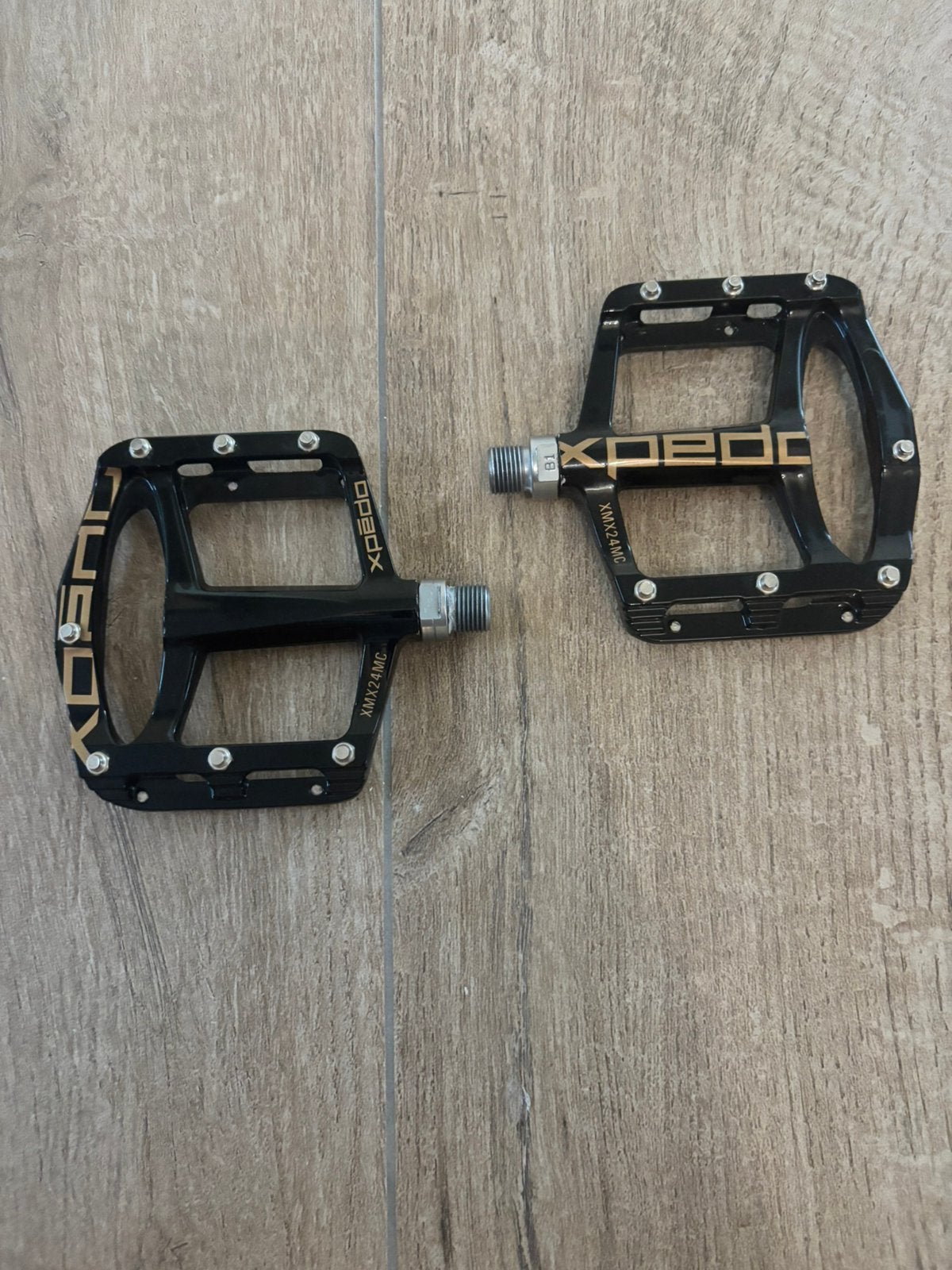 Xpedo Mtb flat padels, Dieren en Toebehoren, Ophalen of Verzenden, Zo goed als nieuw