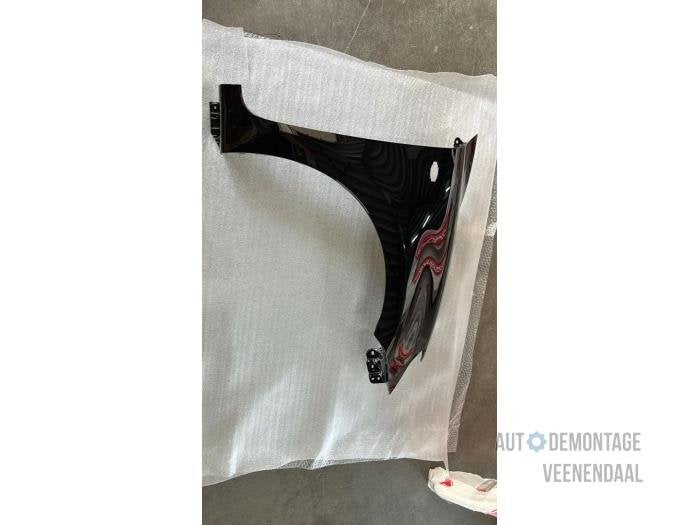 Scherm rechts-voor van een Suzuki Swift (CWE), -, -, Nieuw, Ophalen of Verzenden