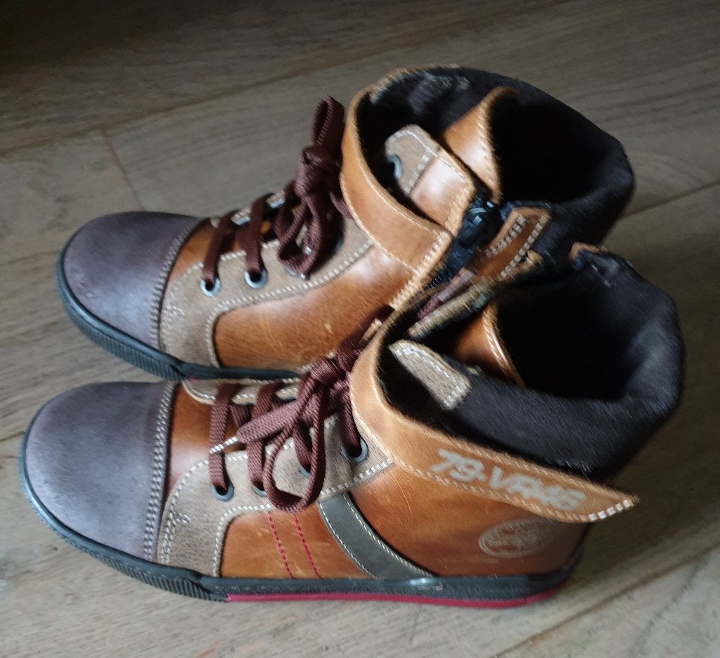 Stoer leer schoenen maat 32 helemaal nieuw, Mkids, Schoenen, Nieuw, Ophalen of Verzenden