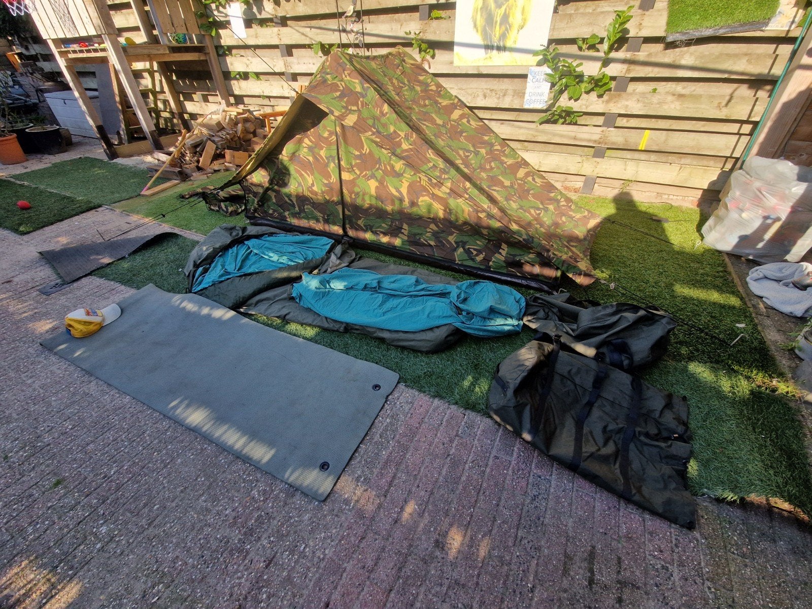 Kl-94 Pup tent met slaapzak en slaapmat. Zo goed als nieuw., Verzamelen, Ophalen of Verzenden, Landmacht, Nederland, Overige typen