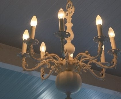 7684 Witte gerestylde kroonluchter luster kroonluster swiet, Ophalen, Gebruikt
