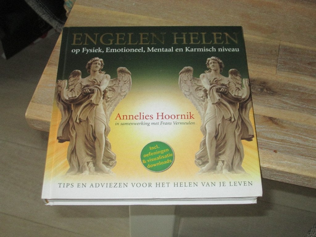Engelen Helen - Annelies Hoornik (incl. oefeningen), Boeken, Achtergrond en Informatie, Spiritualiteit algemeen, Nieuw, Ophalen of Verzenden