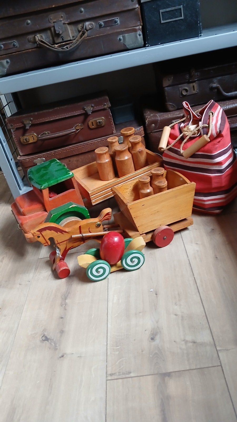 Hout Speelgoed Ado, Sio, nooitgedagt, Antiek en Kunst, Ophalen of Verzenden