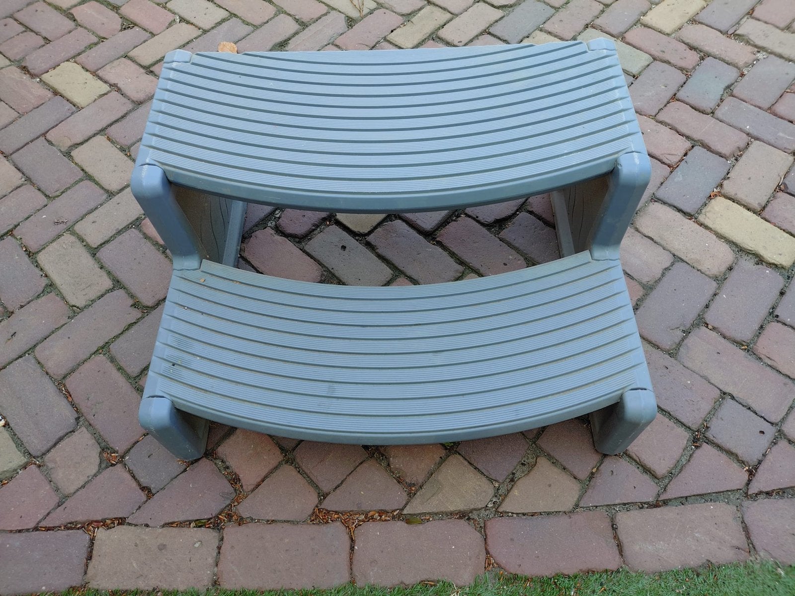 Grijze kunststof camping trap voor caravan, spa of zwembad, Ophalen, Gebruikt