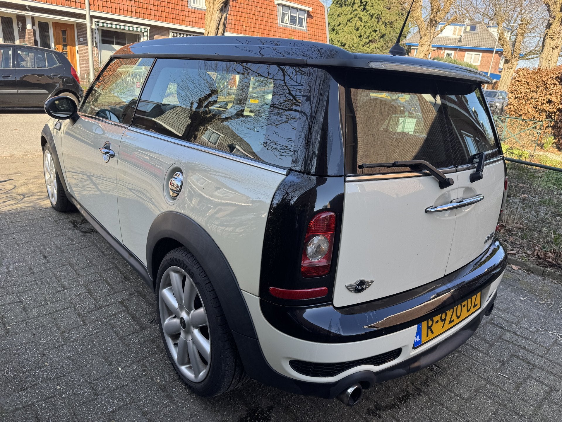 MINI Clubman 1.6 Cooper S Chili YOUNGTIMER DEALER ONDERHOUD, Auto's, Voorwielaandrijving, Dealer onderhouden, Gebruikt, Clubman