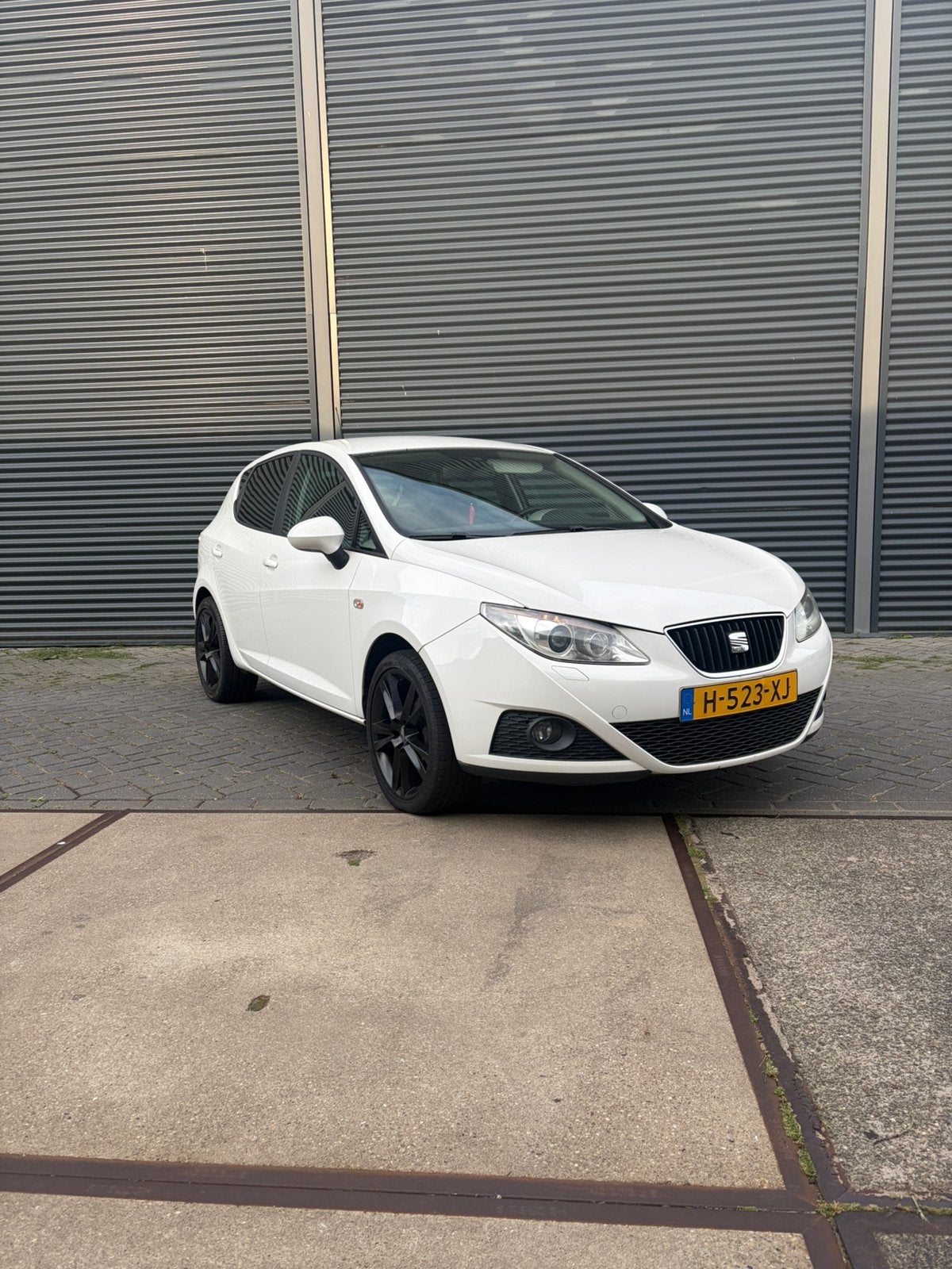 Seat ibiza 1.6 77kw 2008 wit nieuwe apk, Auto's, Seat, Ibiza, Particulier, Te koop, Benzine