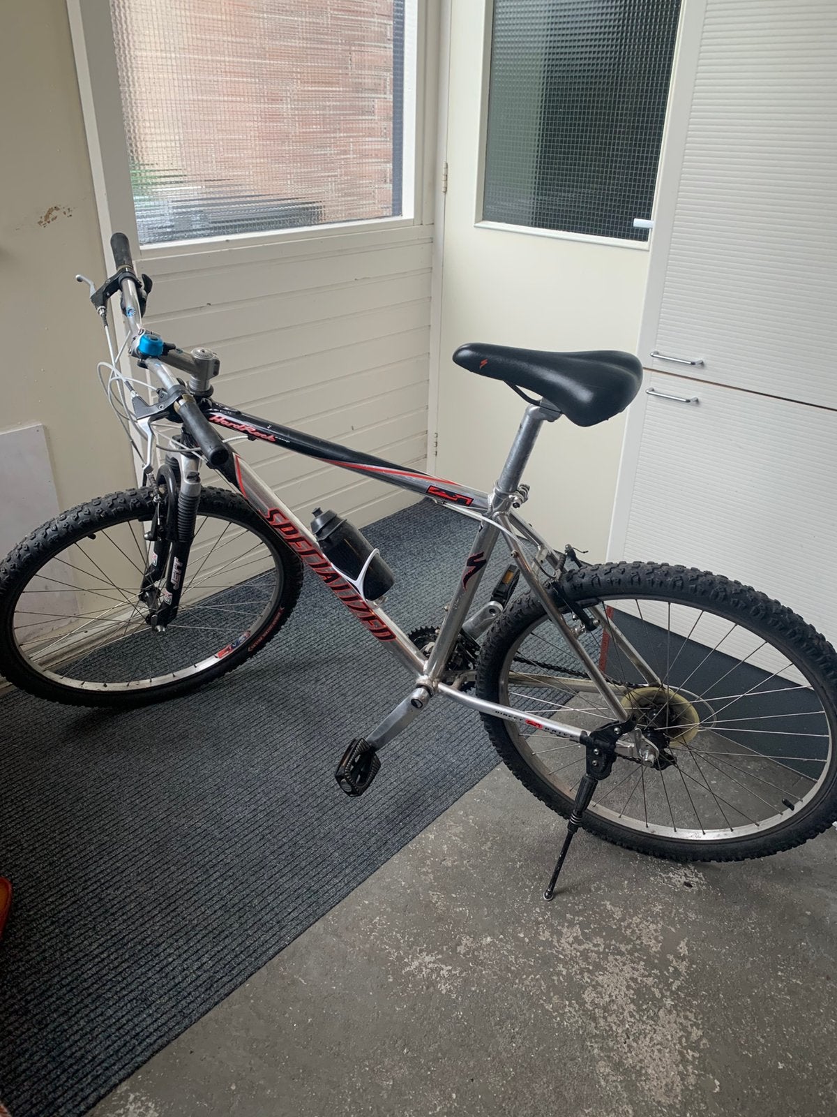 ATB fiets voor ( meisjes) dames, Specialized, Fietsen en Brommers, Fietsen | Mountainbikes en ATB, Minder dan 45 cm, Ophalen of Verzenden