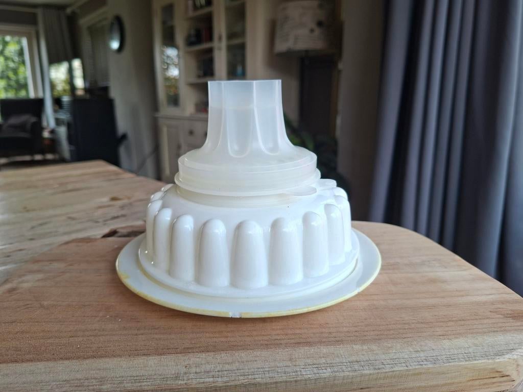 Vintage Tupperware Puddingvorm Festival Wit - Tri-Jel, Ophalen of Verzenden, Gebruikt, Crème, Overige typen