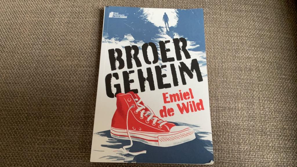 Broergeheim boek, Ophalen of Verzenden, Zo goed als nieuw, Non-fictie
