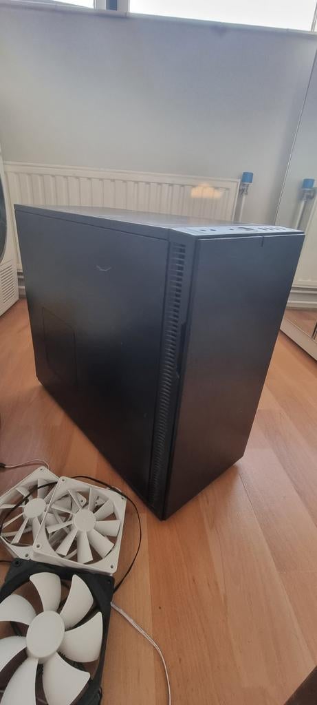 Fractal Design Define R5 case + Corsair RM650 voeding, Computers en Software, Computerbehuizingen, Gebruikt, Ophalen