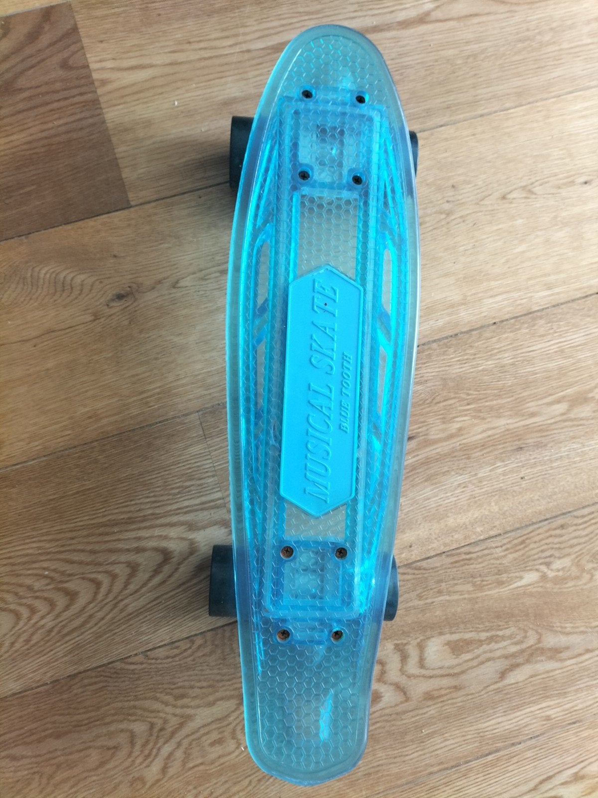 Transparant Blauw Skateboard met Bluetooth Speaker, Ophalen of Verzenden, Gebruikt, Skateboard