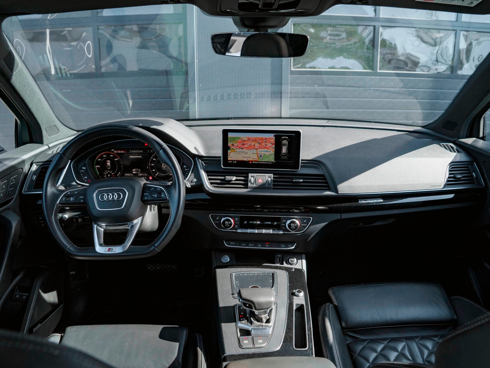 Audi Q5 55 TFSI e quattro Competition | S LINE | PANO | HUD, Auto's, Audi, Automaat, Dealer onderhouden, 4 cilinders, Bedrijf