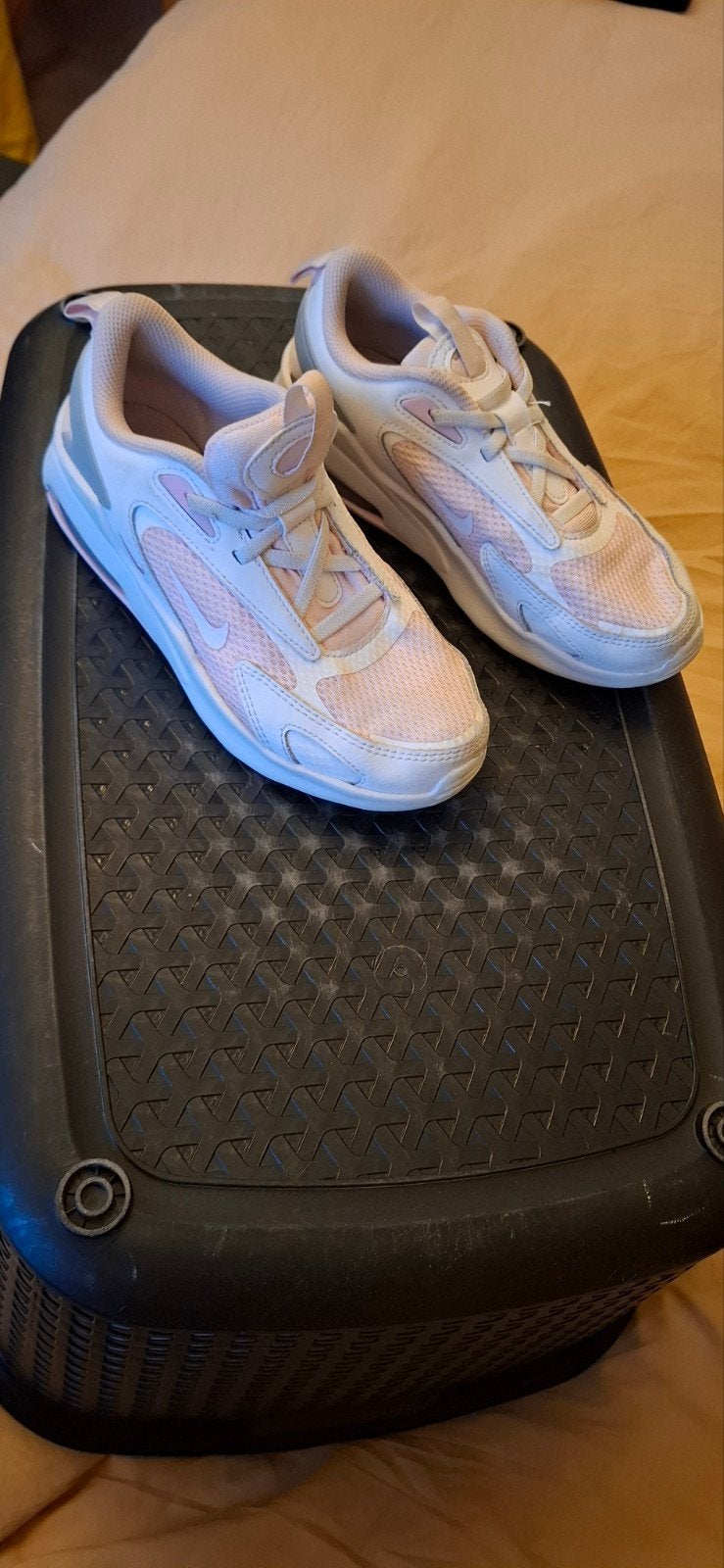 Kinder Nike sportschoenen maat 33.5, Ophalen of Verzenden, Zo goed als nieuw, Nike, Jongen of Meisje