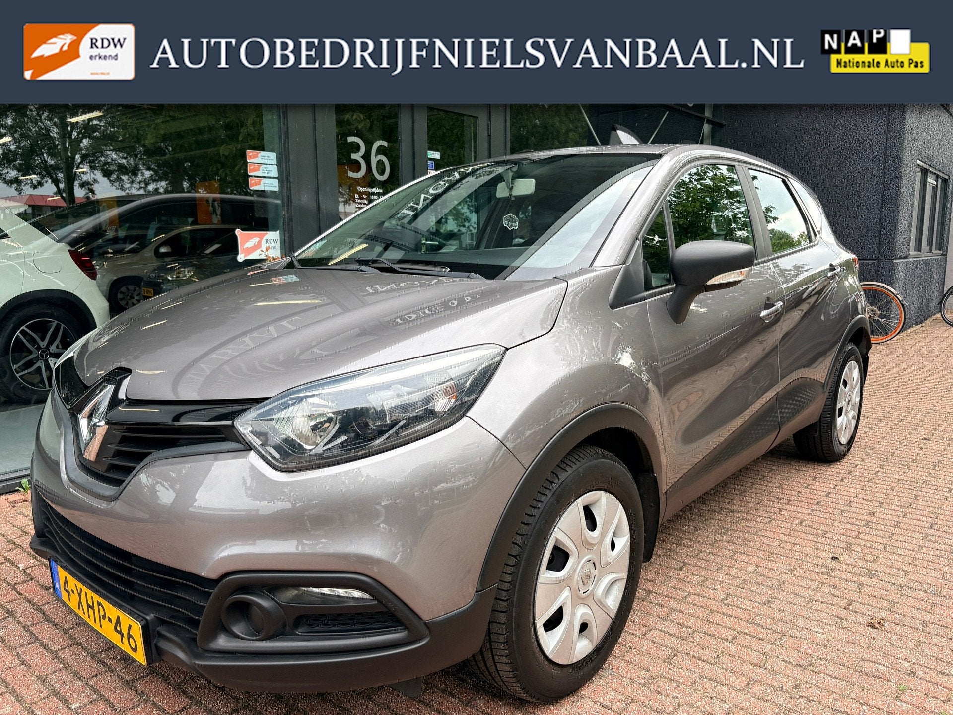 Renault Captur 0.9 TCe Authentique 53Dkm NAP/Airco/Cruise, Auto's, Voorwielaandrijving, Stof, Gebruikt, 49 €/maand