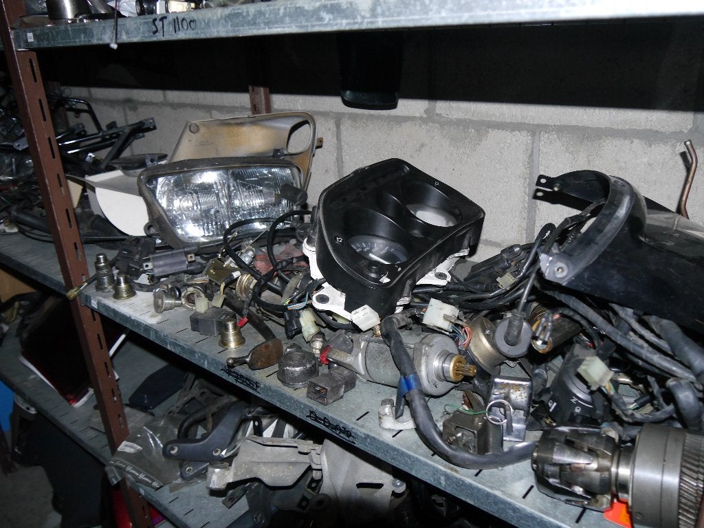 Grote partij onderdelen Honda ST 1100 Pan European, Motoren, Onderdelen | Honda, Ophalen, Gebruikt