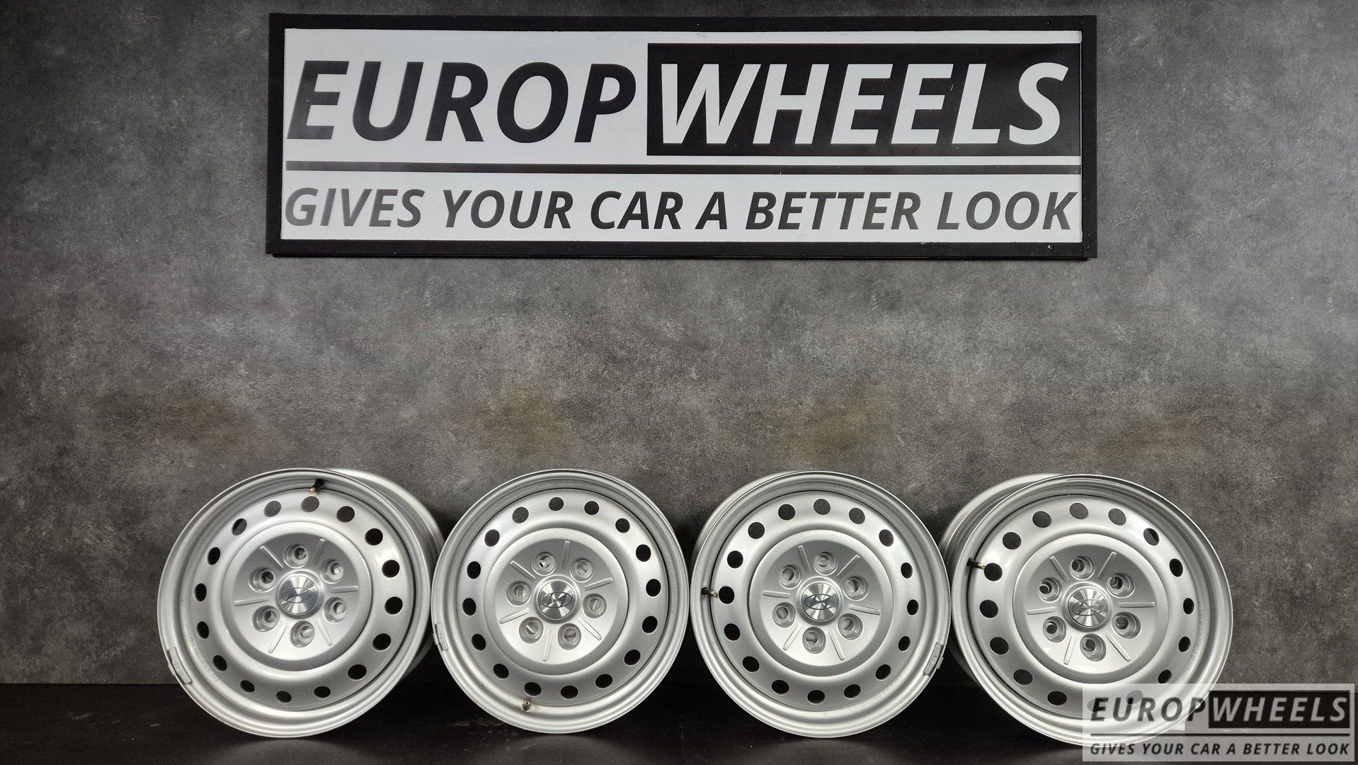 17 inch Hyundai Staria velgen 6x139.7, Gebruikt, -, -, Banden en Velgen