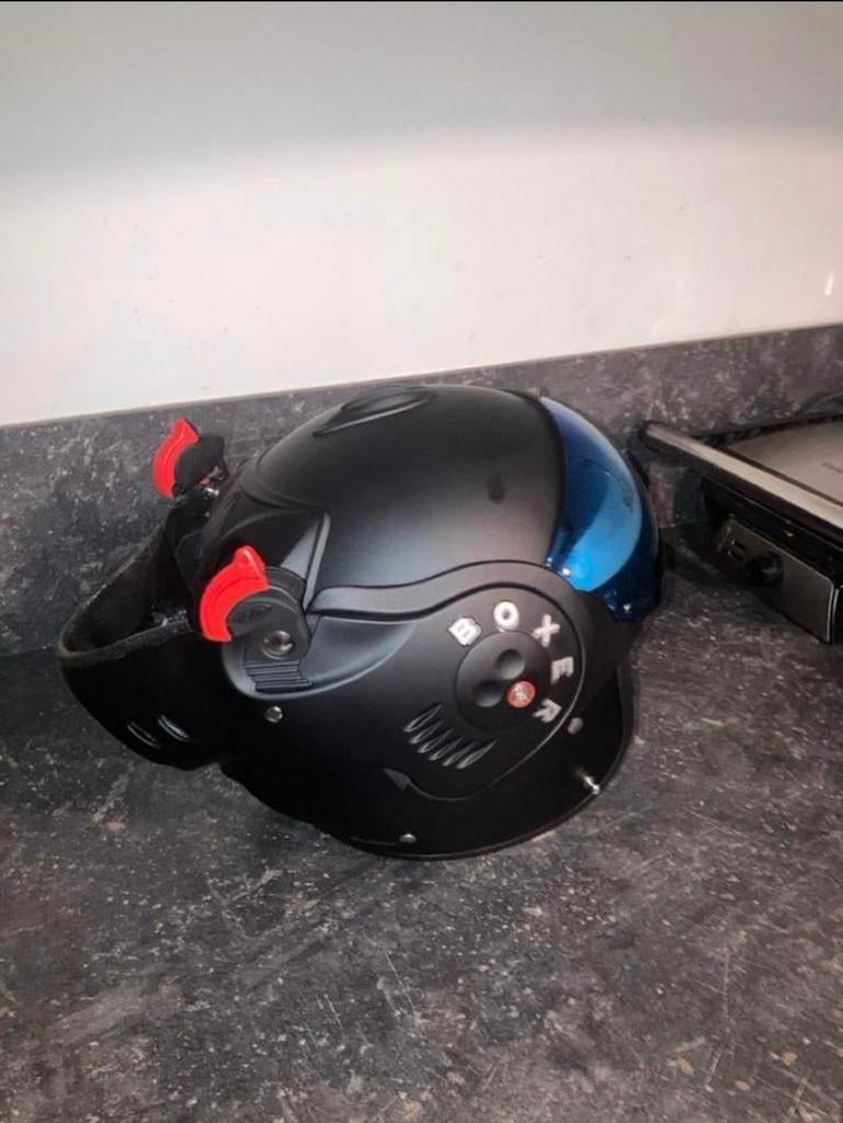 Boxer helm, Fietsen en Brommers, Brommerhelmen, Zo goed als nieuw, Ophalen of Verzenden