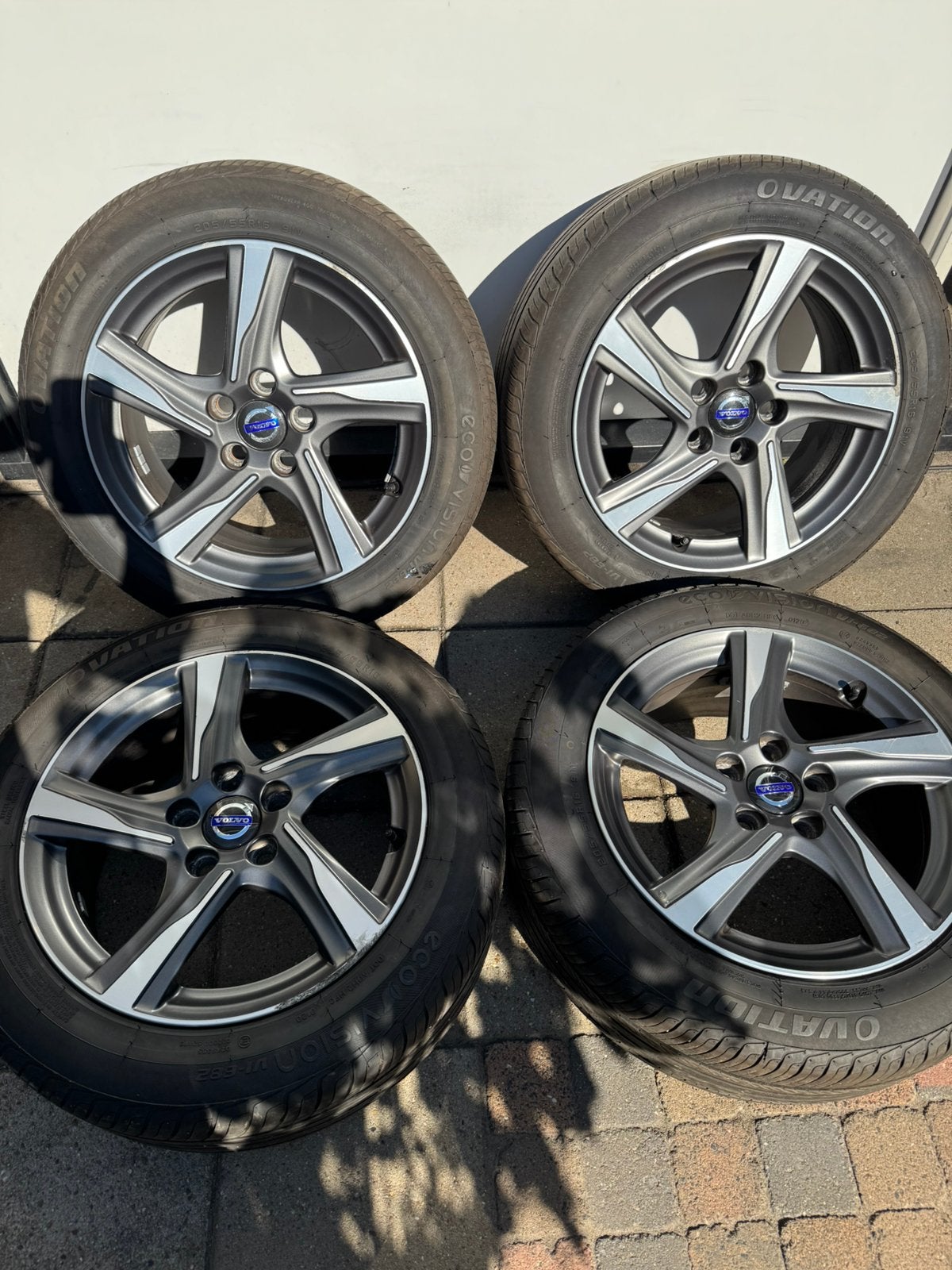 Volvo V40 Ixion 16” Velgen, Auto-onderdelen, Ophalen, 16 inch, Banden en Velgen, 205 mm