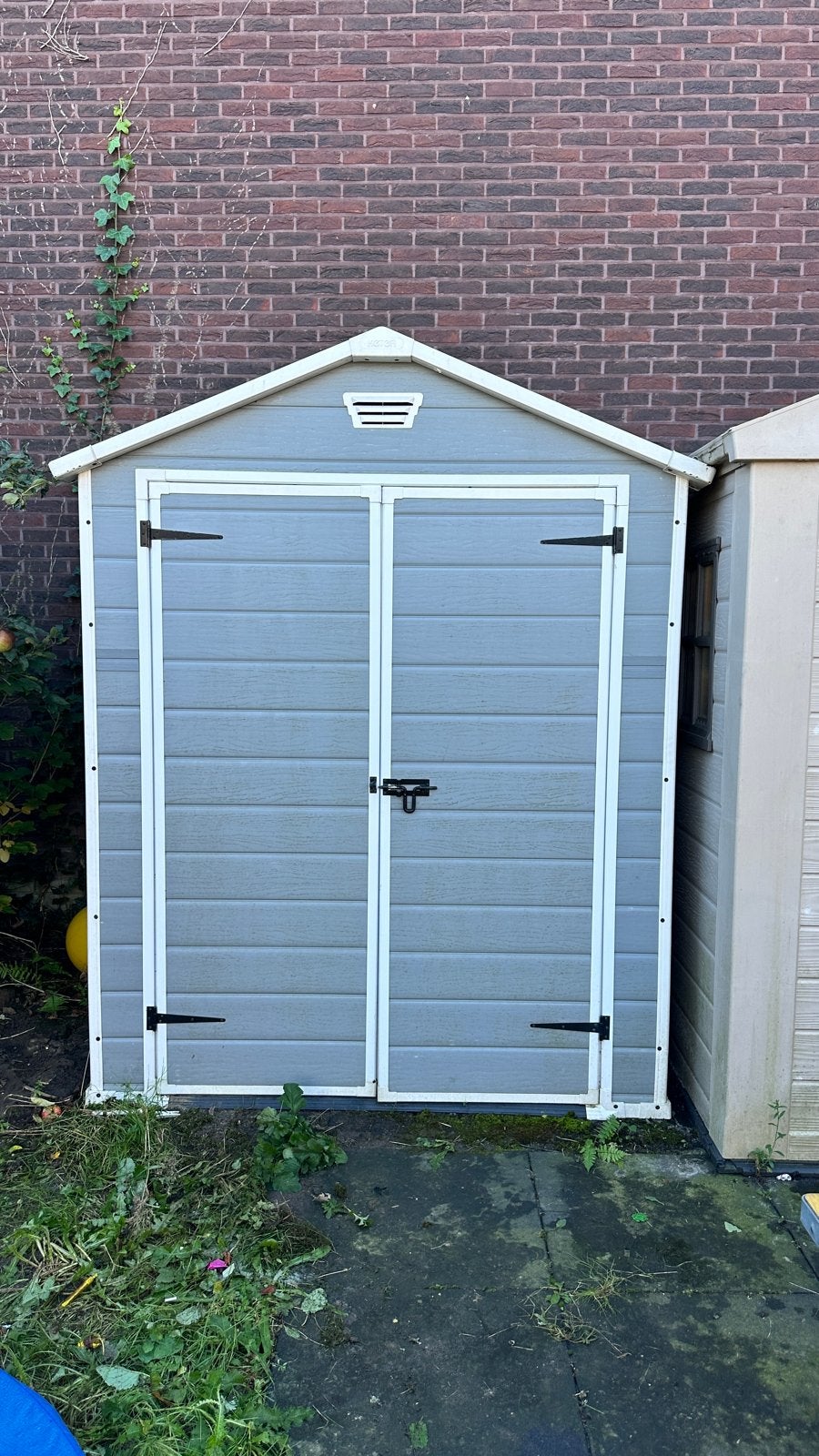 Keter kunststof tuinhuis in goede staat, Kunststof, Gebruikt, Tuinhuis, Minder dan 200 cm