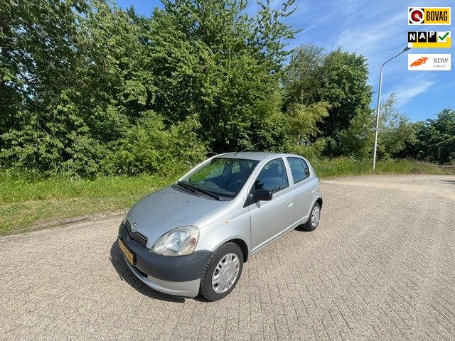 Toyota Yaris 1.0-16V VVT-i YORIN*5-DEURS*NETTE AUTO*, Voorwielaandrijving, Stof, Gebruikt, 31 €/maand