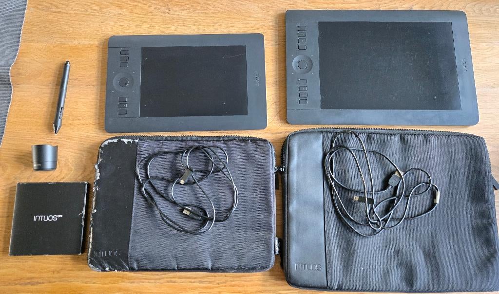 Wacom Intuos Pro Small + Medium (2013), Computers en Software, Tekentablets, Ophalen of Verzenden, Gebruikt, Bedraad, Wacom Intuos