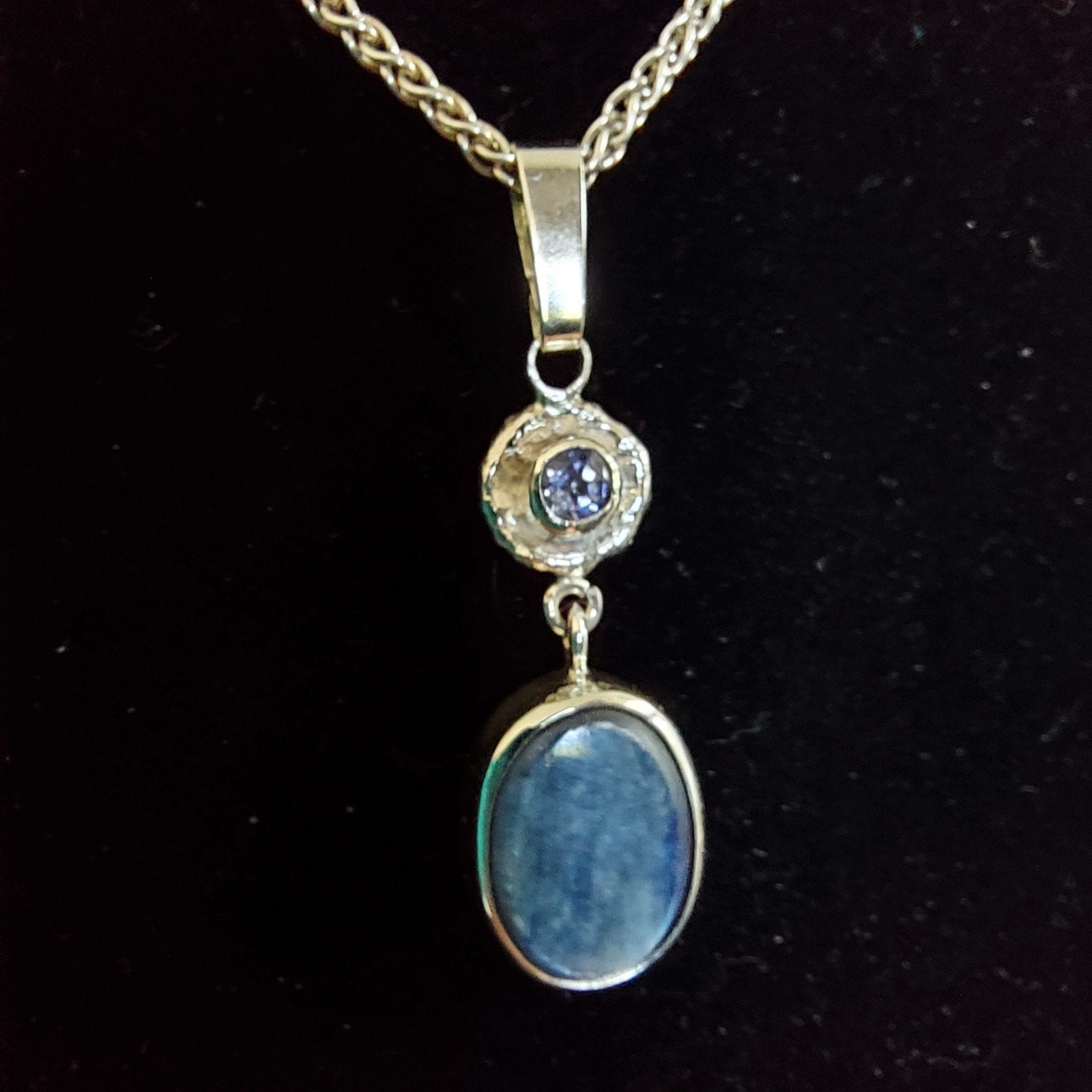 Mooie nieuwe unieke zilveren hanger, Kyaniet,Ioliet,zilver, Blauw, Nieuw, Ophalen of Verzenden, Met edelsteen