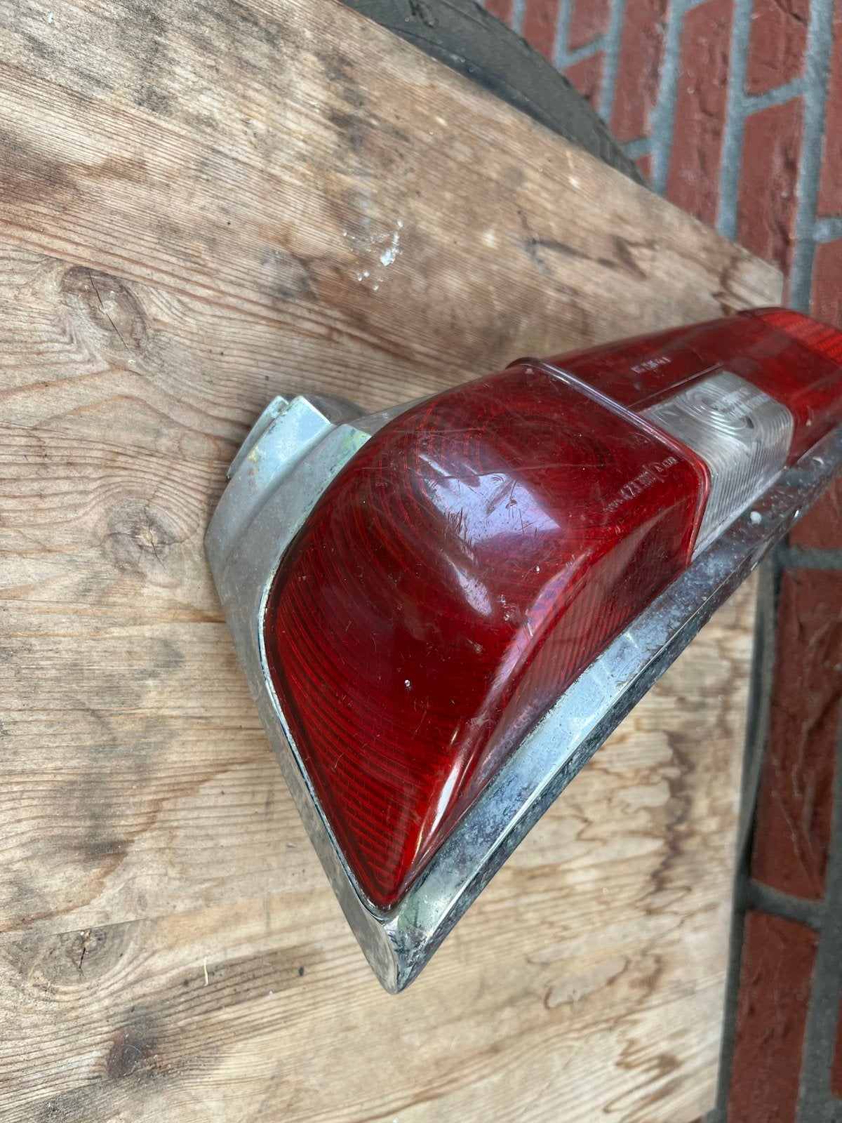 Achterlicht Oldtimer Mercedes Benz Heckflosse W105 W110 W111, Auto-onderdelen, Verlichting, Ophalen of Verzenden, Gebruikt, Mercedes-Benz
