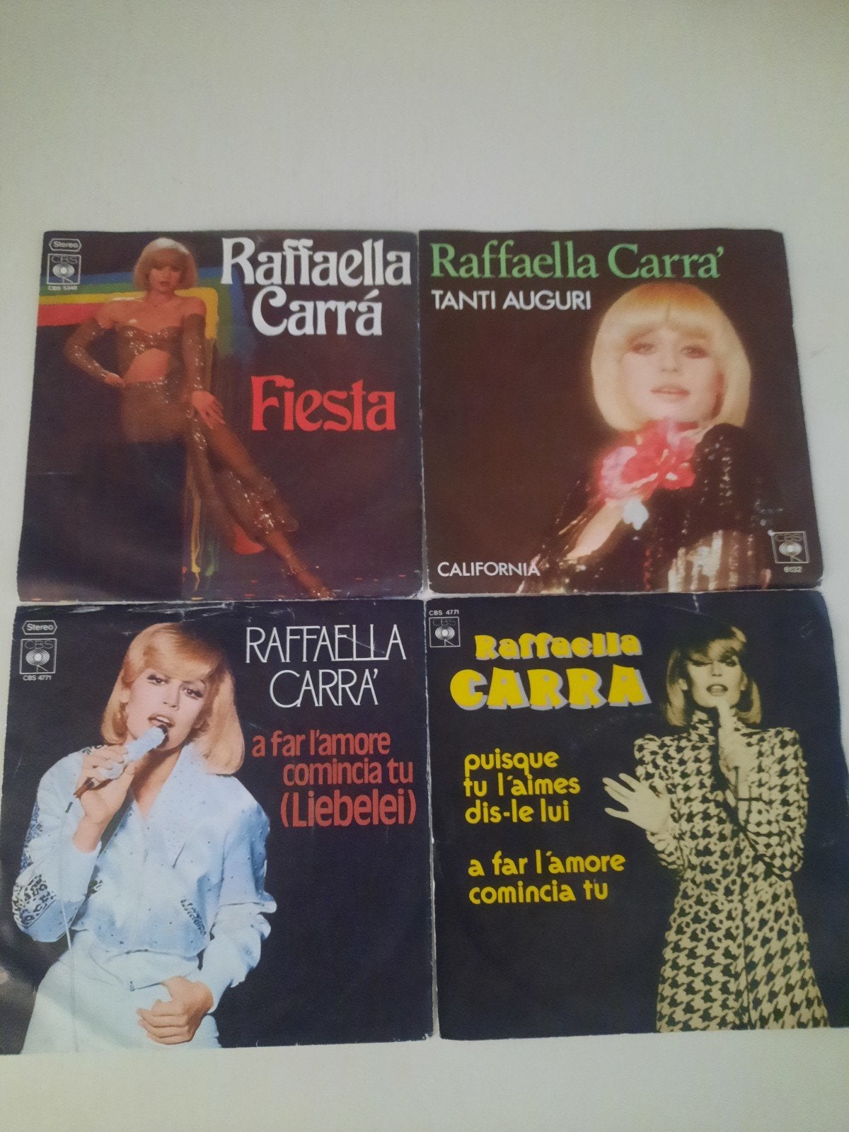 4x vinyl singels van Raffaella Carra, Ophalen of Verzenden, Zo goed als nieuw, Nederlandstalig
