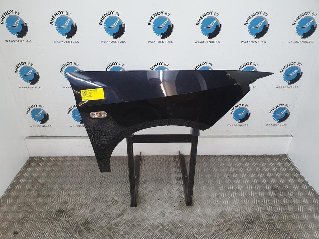 SEAT IBIZA VOORSCHERM R 2011, Ophalen of Verzenden, Gebruikt, Stiba lid