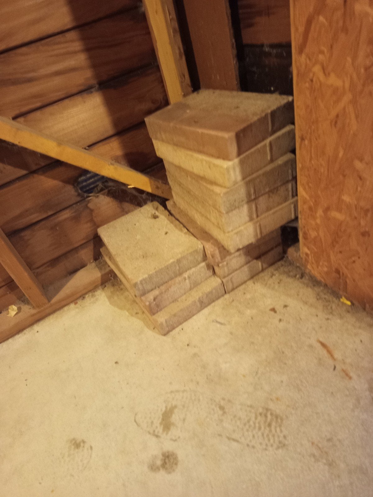 kleine partij stenen en stoepbanden GRATIELS, Tuin en Terras, Ophalen, Gebruikt, Beton, Klinkers