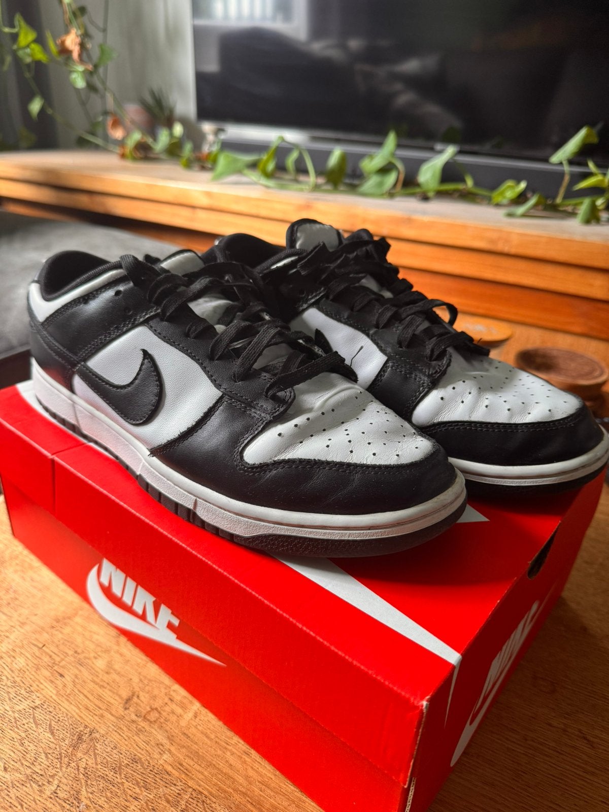 Nike dunk low retro (panda) Maat 45, Kleding | Heren, Zwart, Ophalen of Verzenden, Sneakers of Gympen, Gedragen