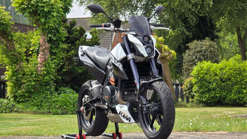KTM Duke 690 A2 | Full LED; MotoMaster remmen; Ultimo Tune, Ophalen